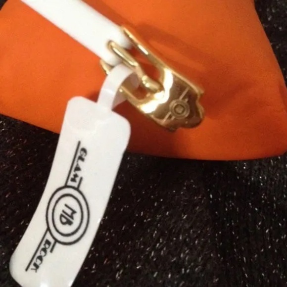 NEW MIAMI BEACH x GLAM ROCK “ART DECO” WHITE SILICONE GOLDTONE THIN STRAP WATCH - Picture 5 of 10